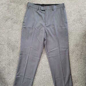 Men's Savane Grey Dress Pants 33 x32 , Pre-Owned, Nice Condition